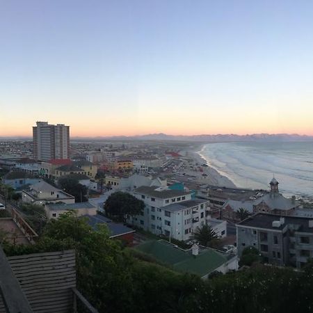 Seaview Apartment In Muizenberg Εξωτερικό φωτογραφία