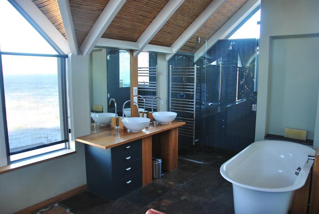 Seaview Apartment In Muizenberg Εξωτερικό φωτογραφία